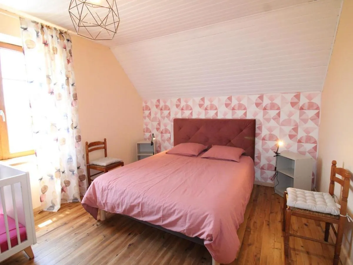 Holiday home Maison Renovee Au Coeur Du Cantal, Animaux Acceptes - Fr-1-742-469 Chanterelle