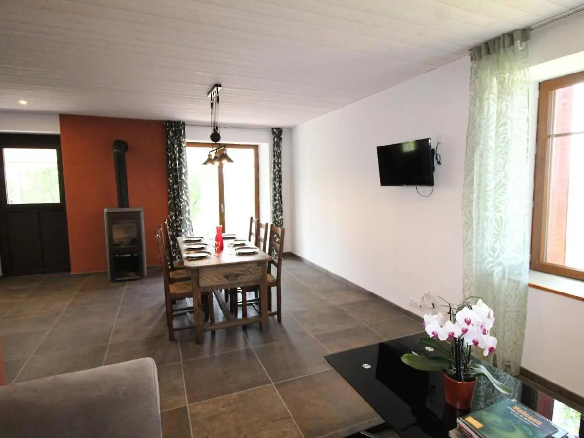 Holiday home Maison Renovee Au Coeur Du Cantal, Animaux Acceptes - Fr-1-742-469 Chanterelle
